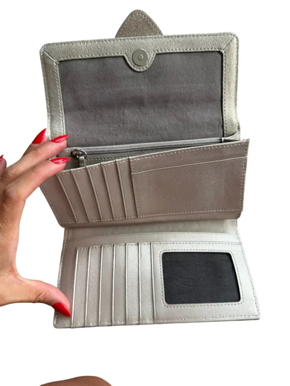 VINCE CAMUTO Silver Metallic Clutch Snap Wallet